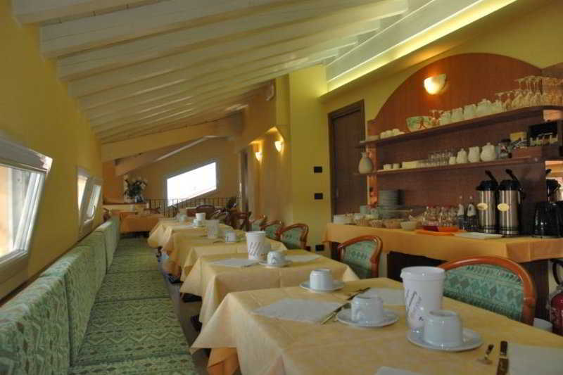 Hotel Corte Regina Sirmione Exterior photo
